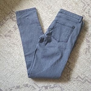🌷2/$15 g:21 women's jeans. Size 7.